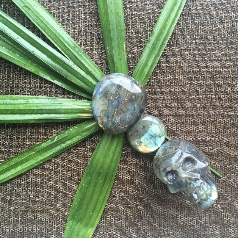 Labradorite (Spectralite Flash) Palm Stone